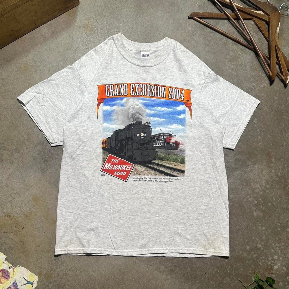 Vintage Y2K The Milwaukee Road Railroad Grand Excursion Tee Shirt Mens XL Grey